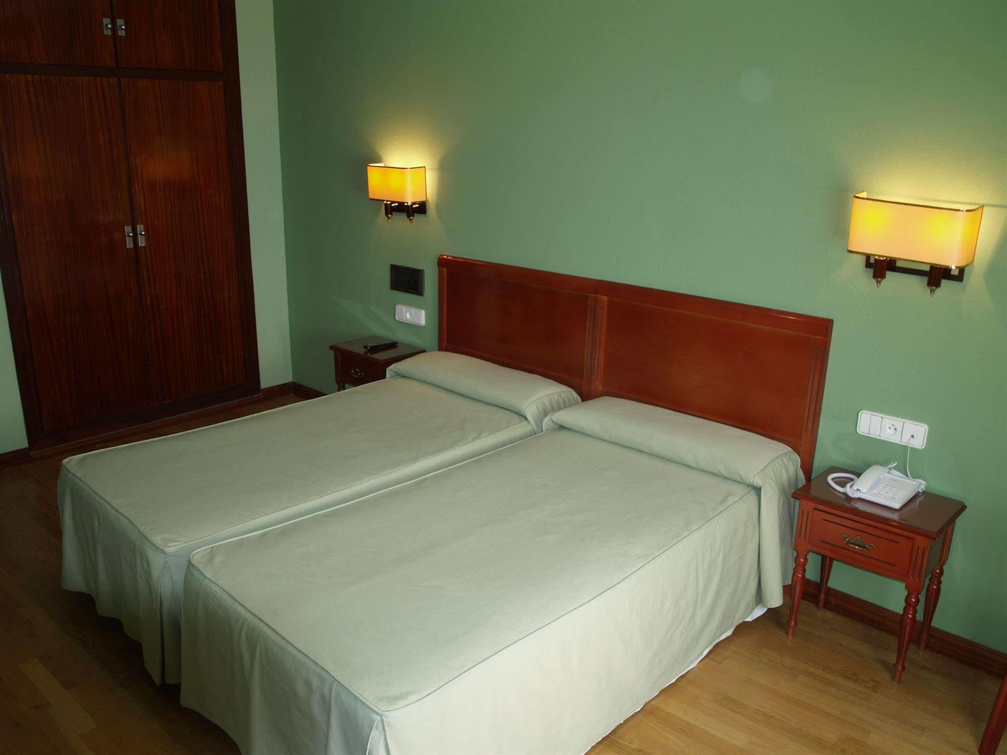 Hotel Serit Jerez de la Frontera Ngoại thất bức ảnh